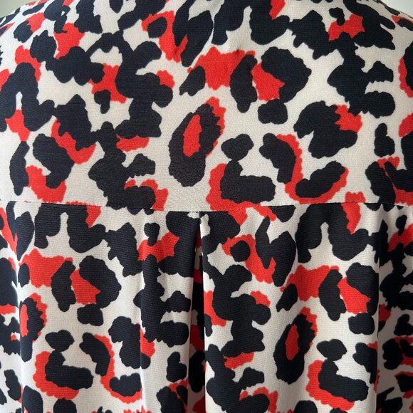 Anne Klein Size M Animal Print Top - Cream, Black, Office Ready! - Picture 5 of 12